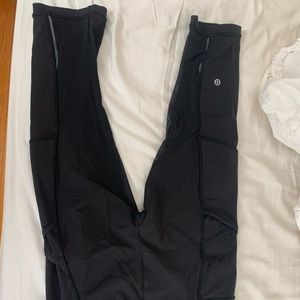 Black lululemon mesh capri leggings